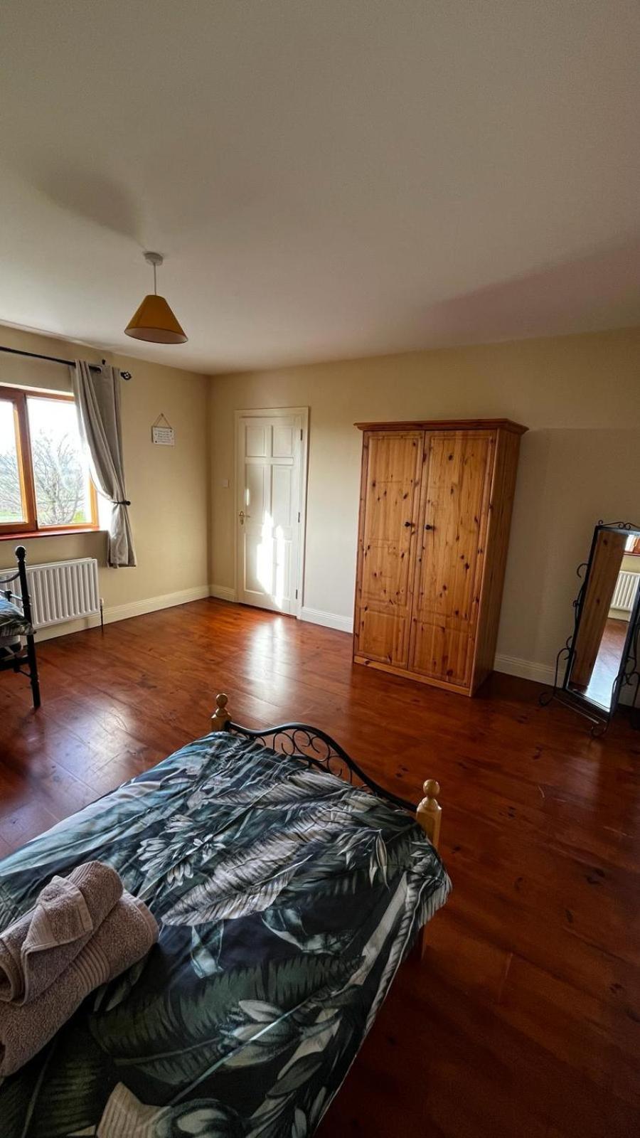 Barr An Chnoic Holiday Lettings Типерари Екстериор снимка